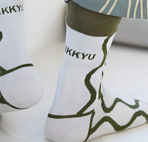 The Benefits of Wearing Two-Toe Tabi Socks