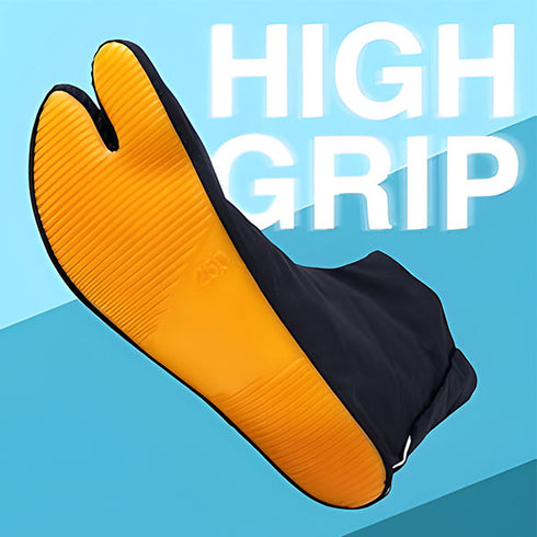 Rubber-soled tabi socks